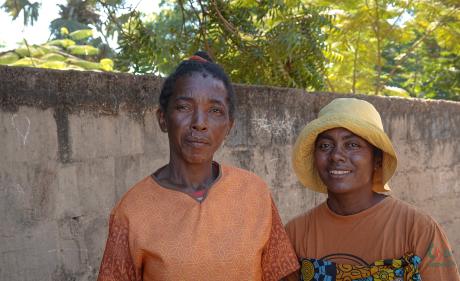 Delphine and a neighbour